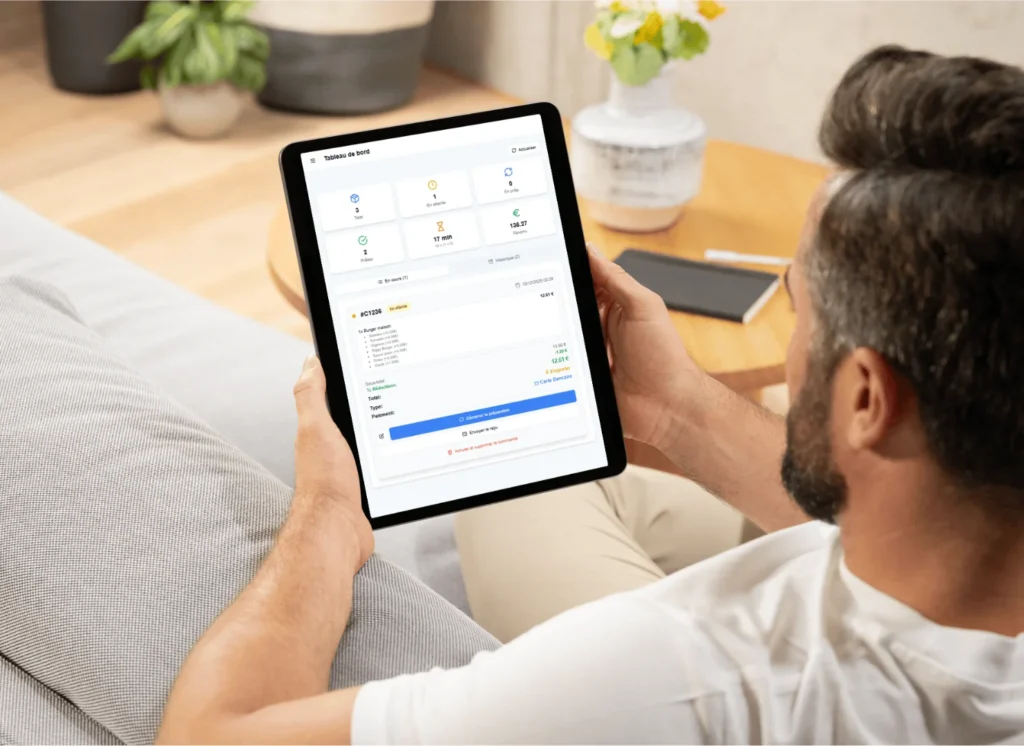 Mockup tablette click and dine